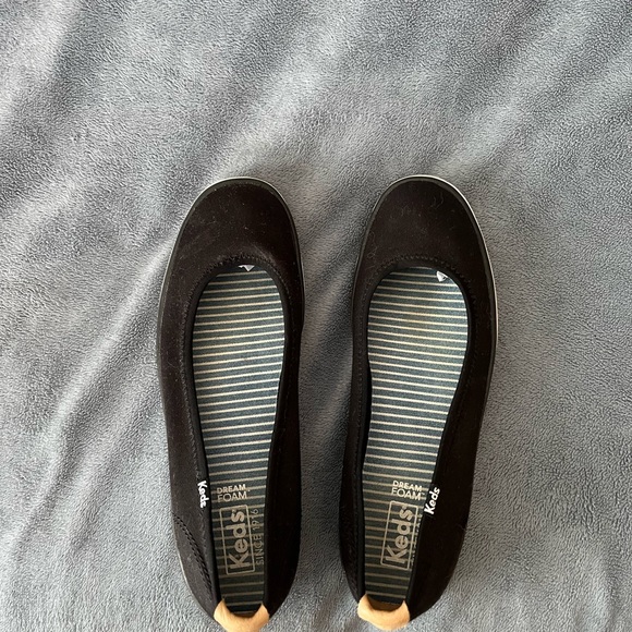 Keds Black Ballerina Style Sneakers Size 8 - Picture 4 of 5
